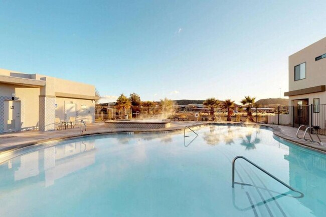 Building Photo - 2249 N Coral Canyon Blvd