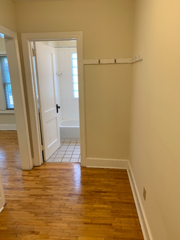 Building Photo - 1186 Grand Ave