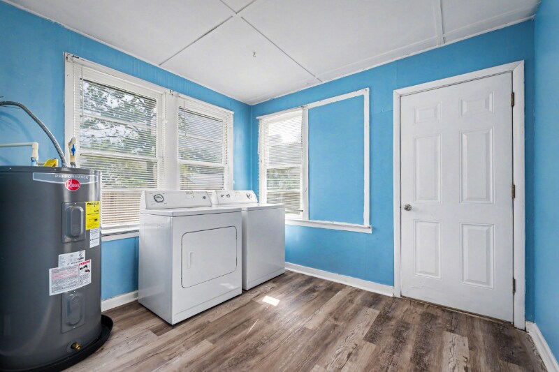 Building Photo - 250 Vernis Ave