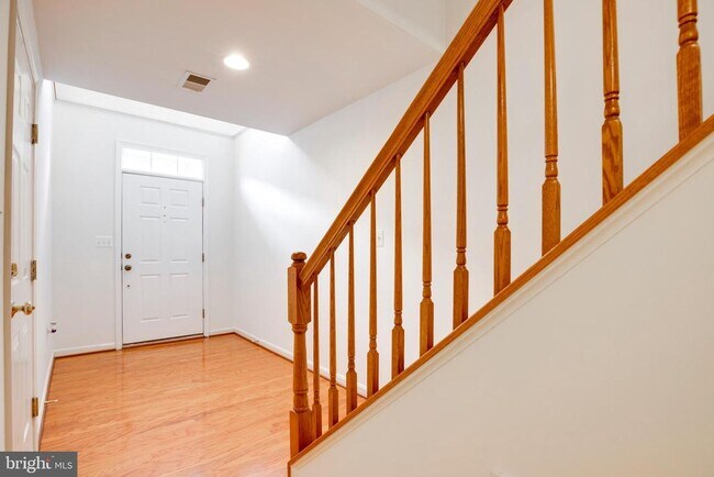 Building Photo - 5214 Prairie Willow Ln
