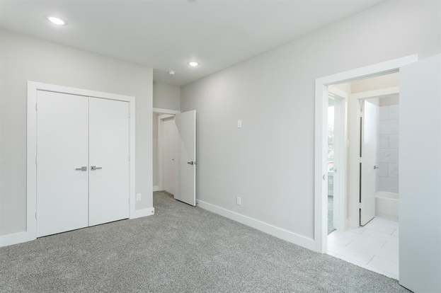 Building Photo - 4536 Sunflower St