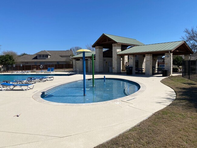 Building Photo - 3/2/2 in Avery Park / Fridge Included  / W...