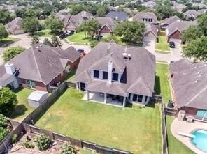 Building Photo - 1621 N Yellowstone Dr