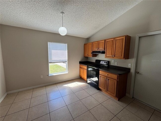 Building Photo - 3416 Sanborn Ln