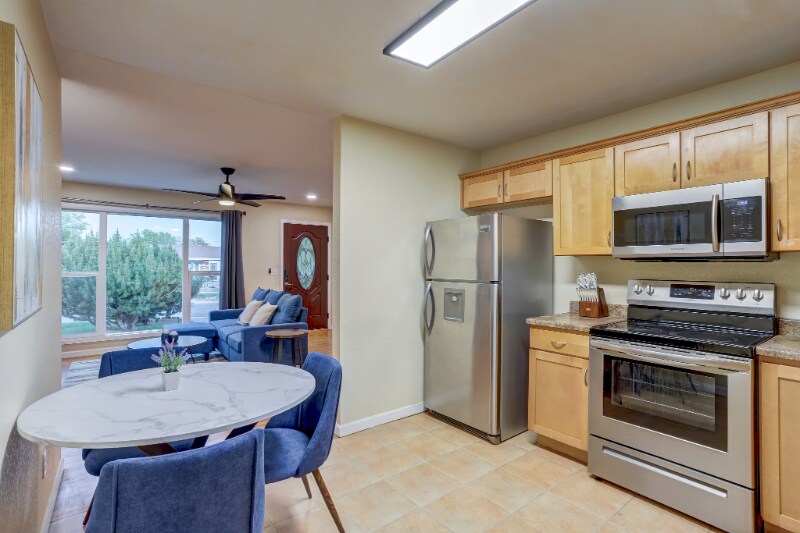 Building Photo - 7777 Umatilla St