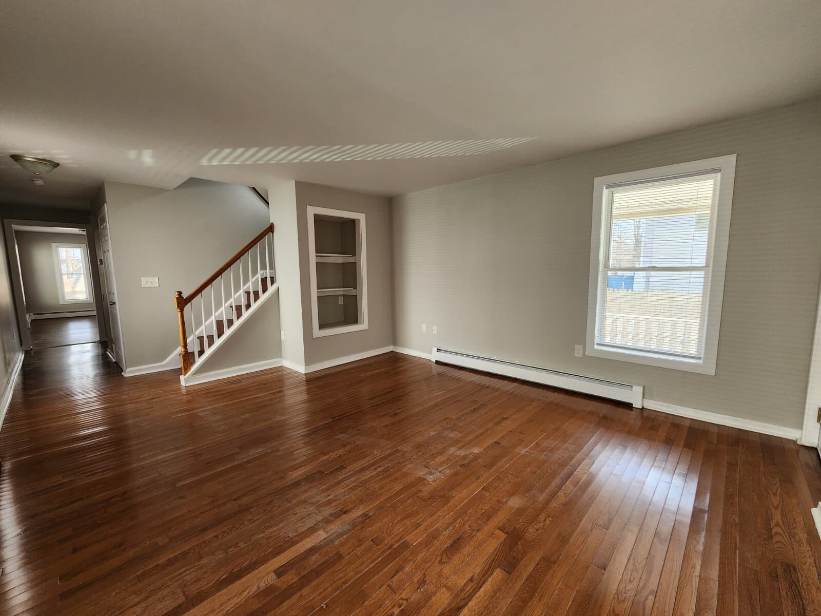 Building Photo - 425 Huntington St