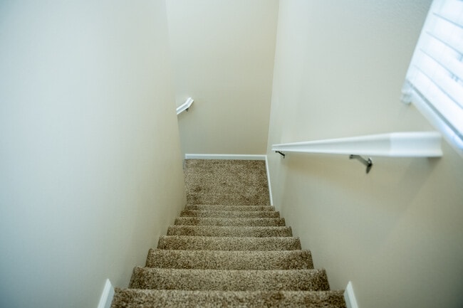 Building Photo - Woodmont