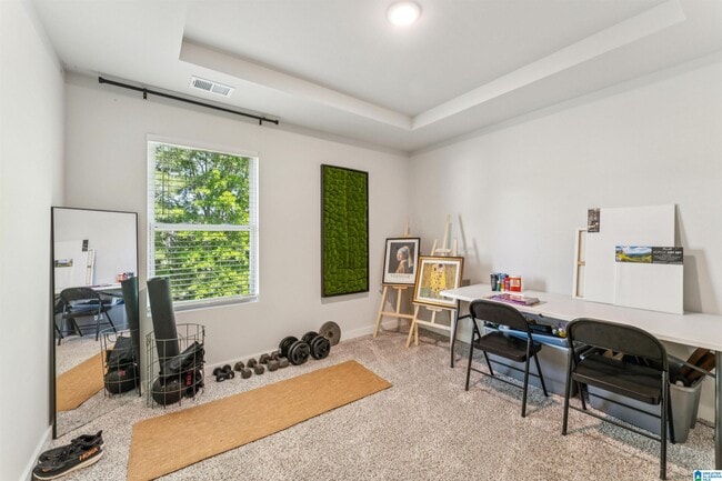 Building Photo - 501 Polo Way