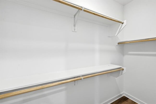 Building Photo - 5924 S Congress Ave