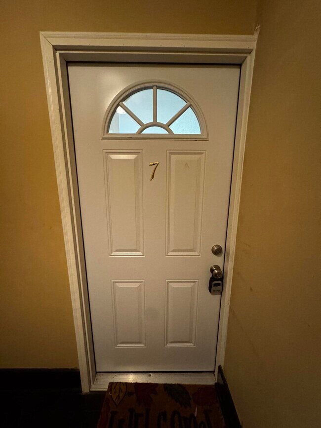 Building Photo - 262 N Broadway