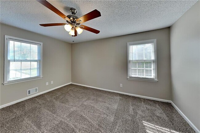Building Photo - 3408 Spinnaker Way