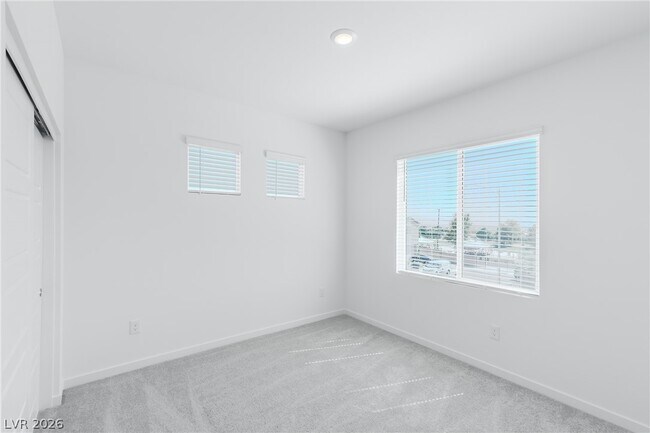Building Photo - 9927 Kimura Hls Ave