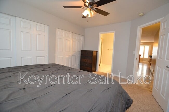 Building Photo - 8048 Peregrine Pl
