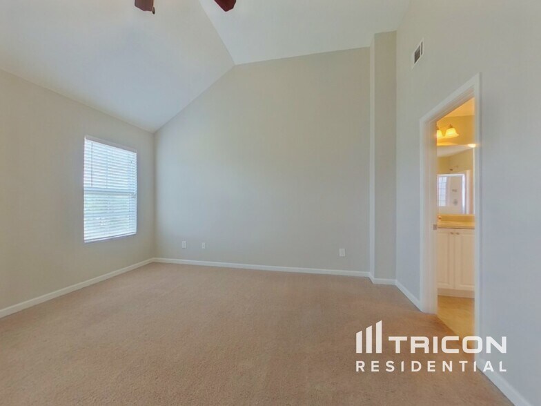 Building Photo - 2148 Grv Lndg Wy