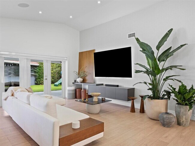 Building Photo - 7753 NW 189th St