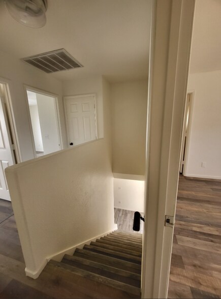 Building Photo - 1032 Bourbon St