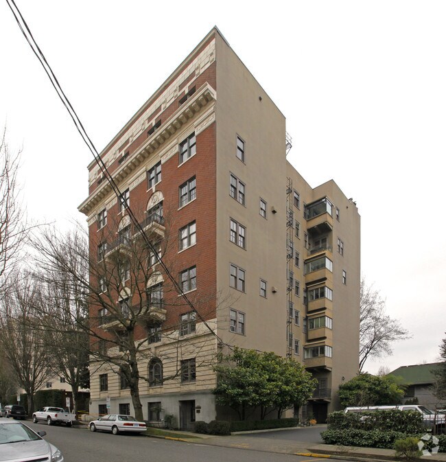 Primary Photo - 2141 NW Davis St