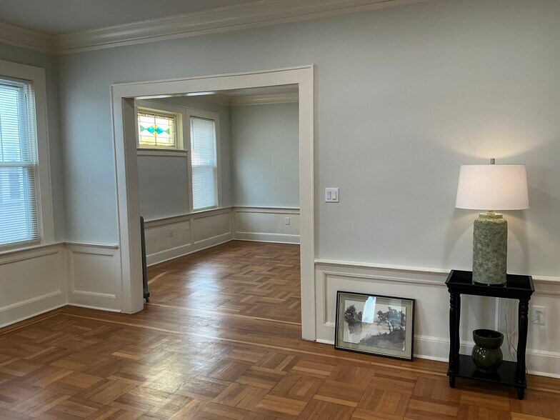 Building Photo - 176 Weequahic Ave