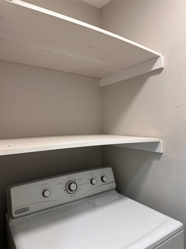 Building Photo - 8801 Hammerly Blvd