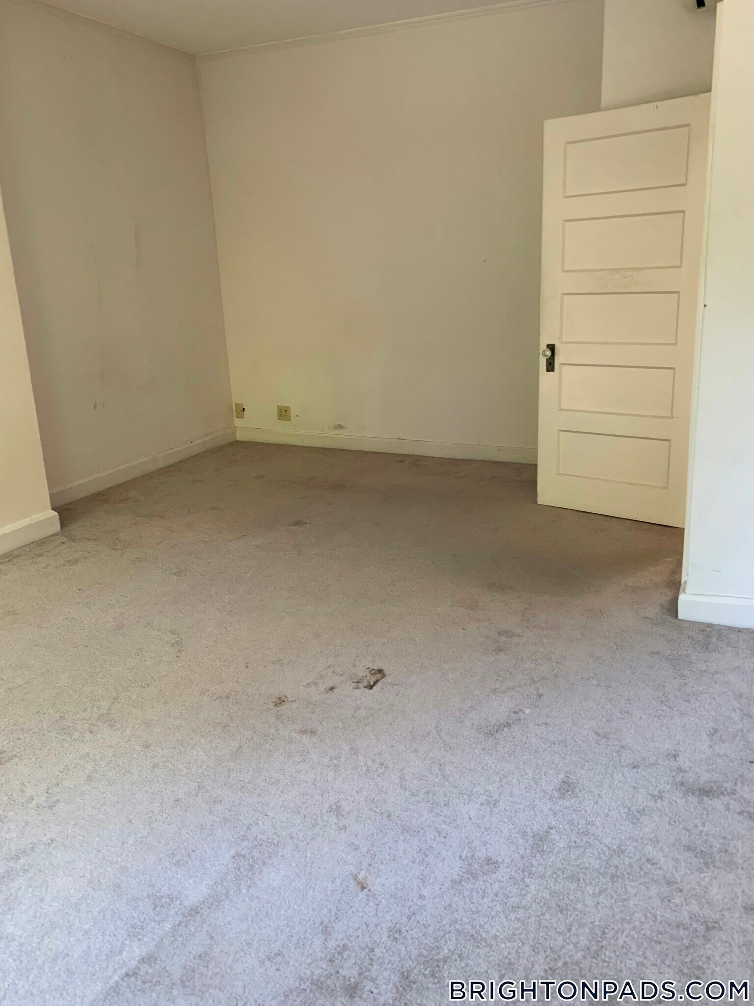 Building Photo - 7 Wallingford Rd