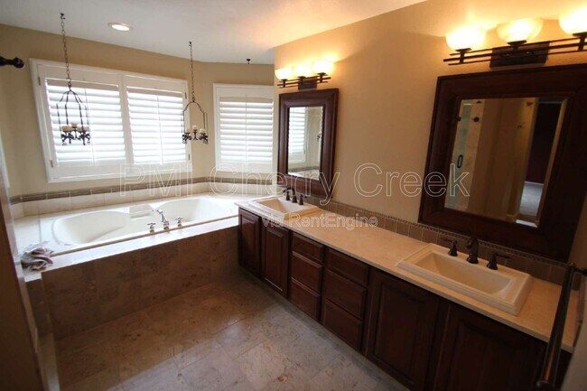Building Photo - 7489 Bur Oak Pl