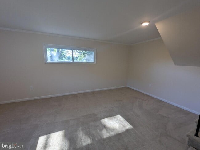 Building Photo - 6327 Willowood Ln