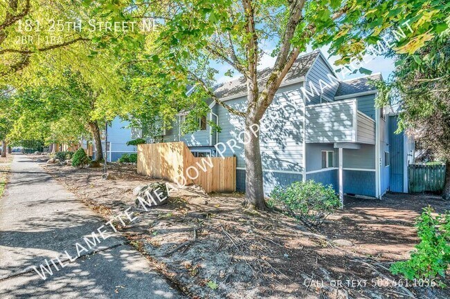 Building Photo - 181 25th St NE