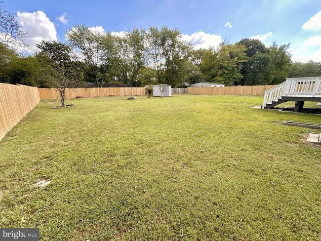 Building Photo - 3108 Waverly Dr