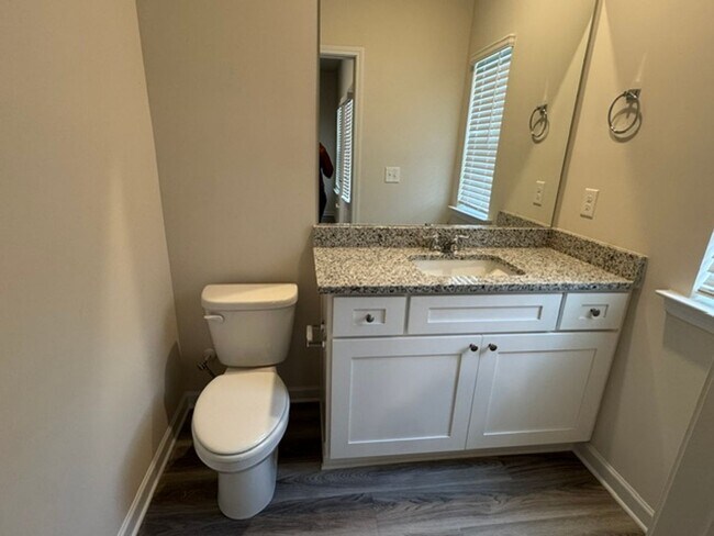 Building Photo - 234 Rooker Dr