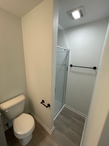 Building Photo - 3812 Chancery Pl