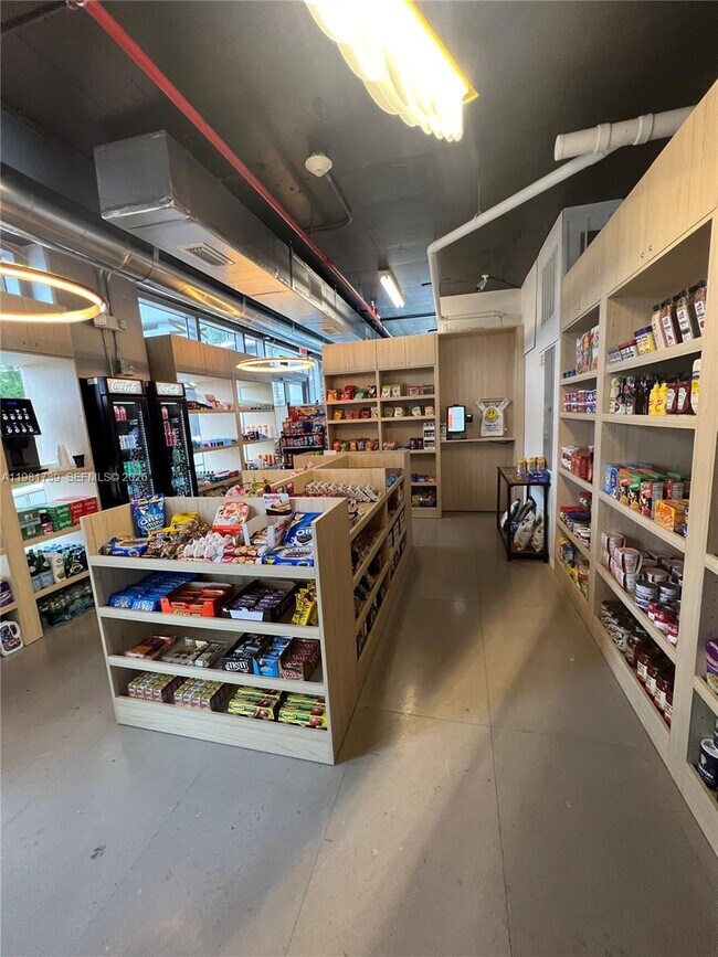 Building Photo - 16385 Biscayne Blvd