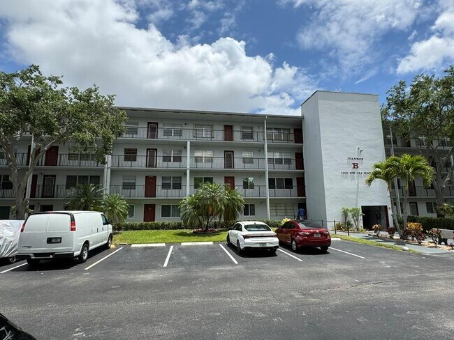 Building Photo - 1301 SW 134th Way