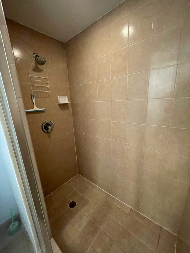 Building Photo - 8313 Bernwood Cove Loop