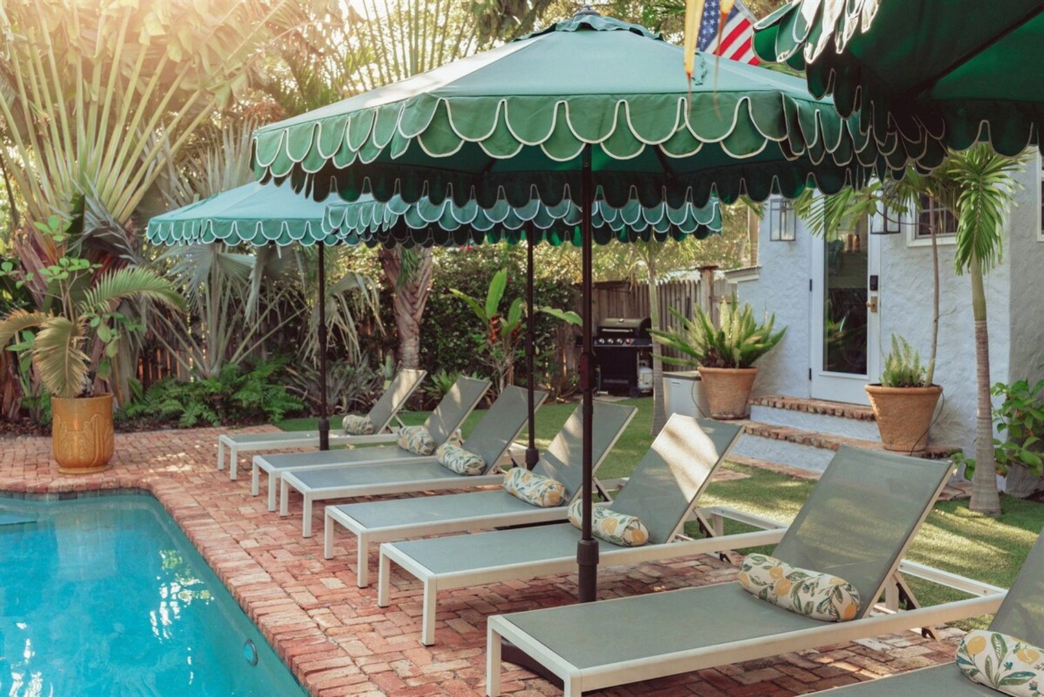 Building Photo - 442 27th St