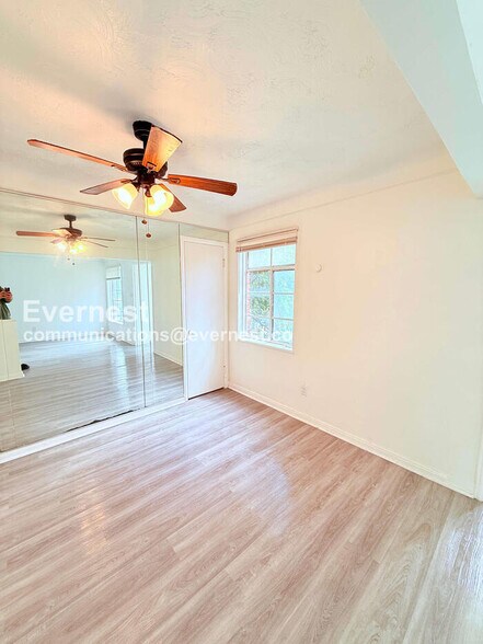 Building Photo - 20527 Rosemont Ave
