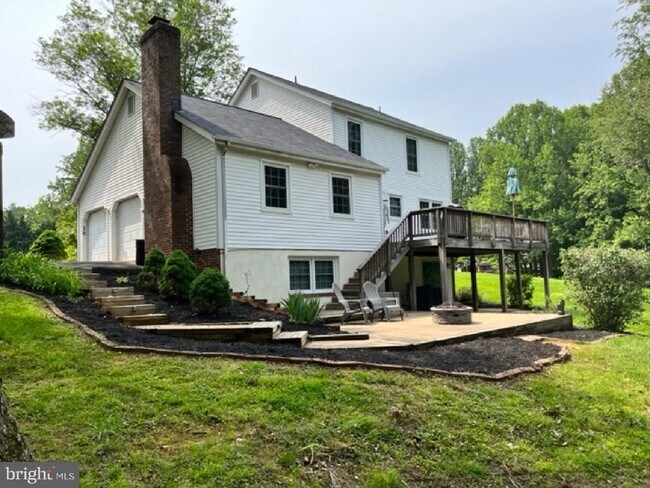 Building Photo - 7329 Fleetwood Ct