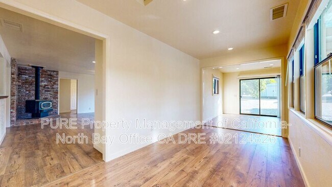 Building Photo - 4939 Dry Creek Rd