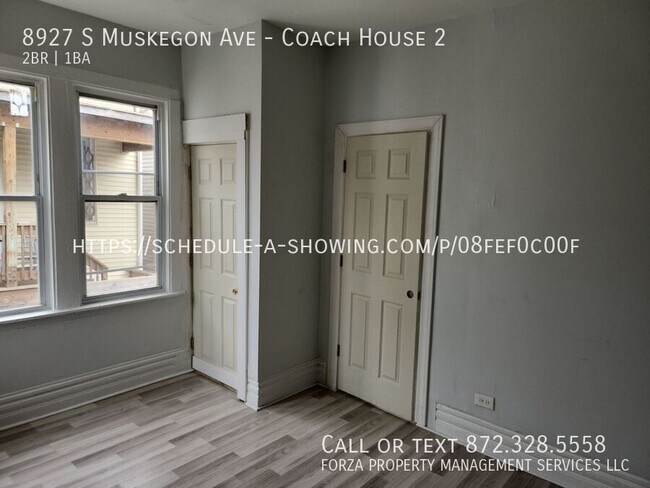 Building Photo - 8927 S Muskegon Ave