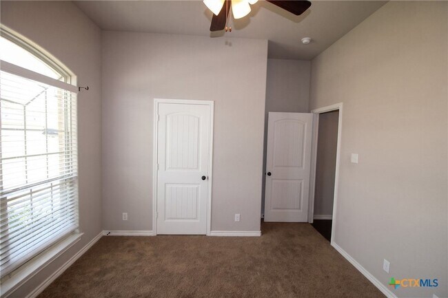 Building Photo - 900 Clanton Cove