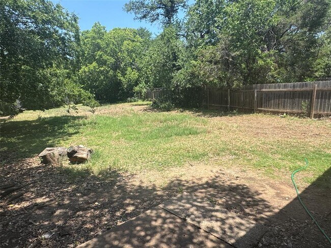 Building Photo - 11606 Castle Rock Ct