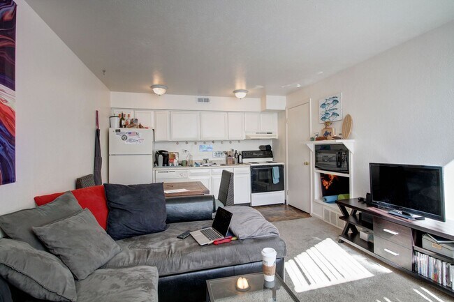 Interior Photo - Crestview Townhomes