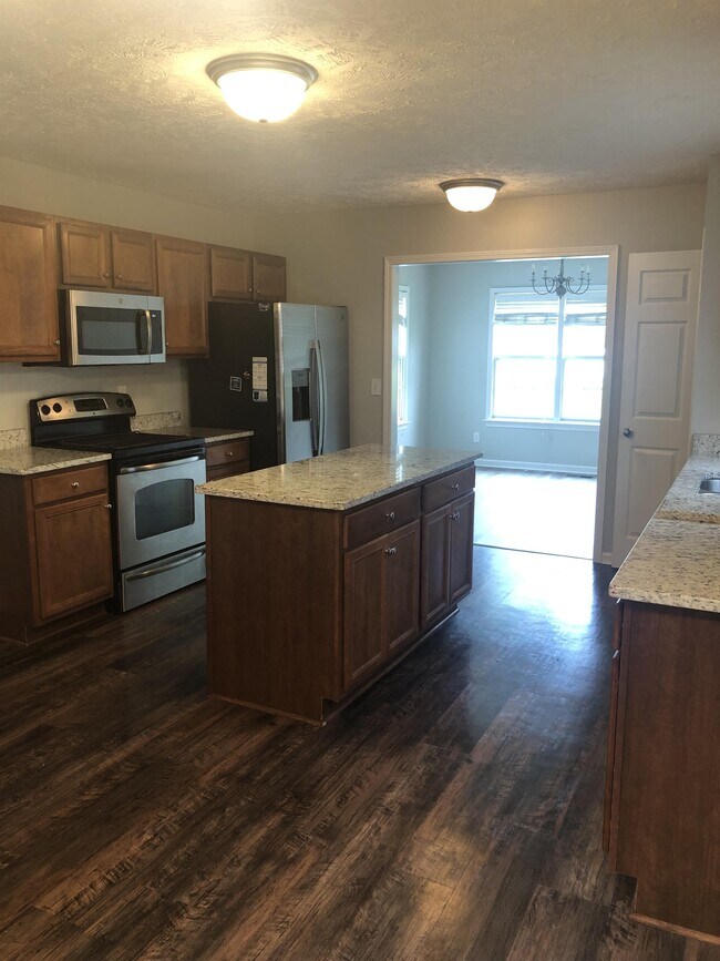 Building Photo - 1504 Richborough Ct