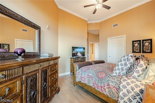 Building Photo - 2745 First St