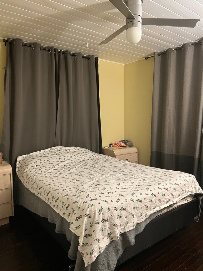 Building Photo - 1702 2nd Ave E