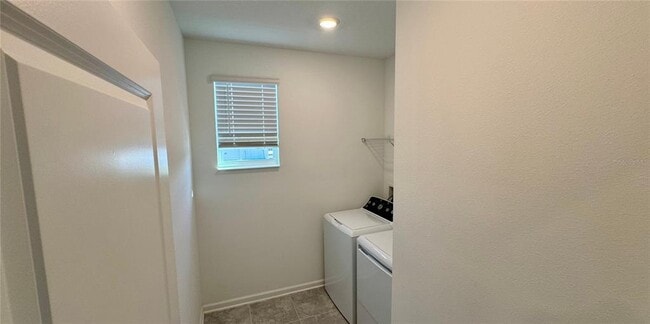 Building Photo - 93 Nine Iron Dr