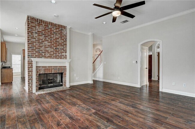 Building Photo - 6526 Lost Horizon Dr