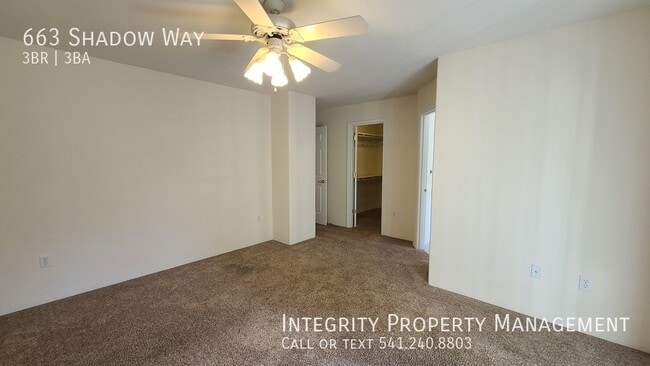 Building Photo - 663 Shadow Way
