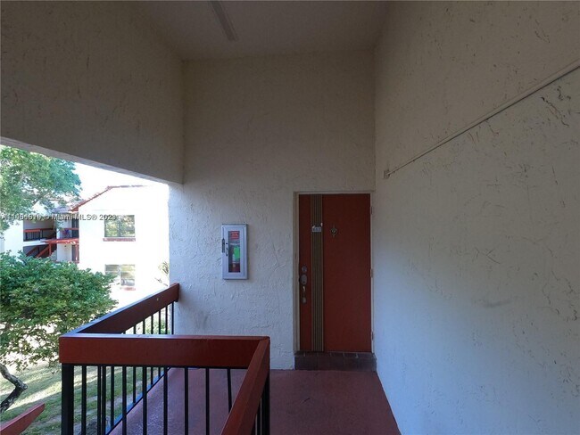Building Photo - 8600 SW 149th Ave
