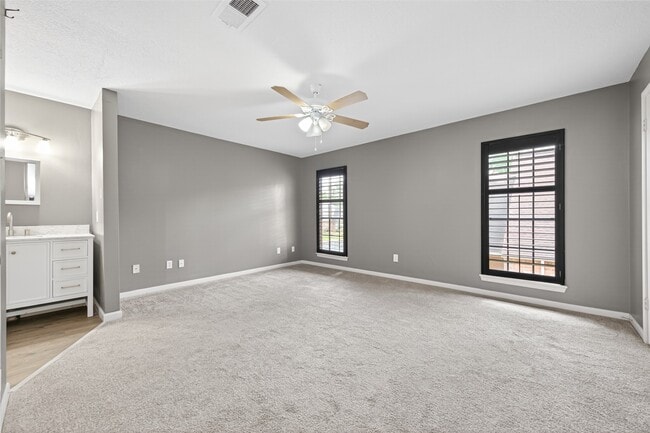 Building Photo - 6700 Richardson Rd