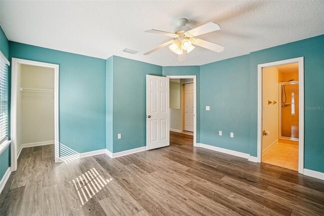 Building Photo - 502 S Albany Ave